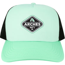 Arches Striped Diamond Cap