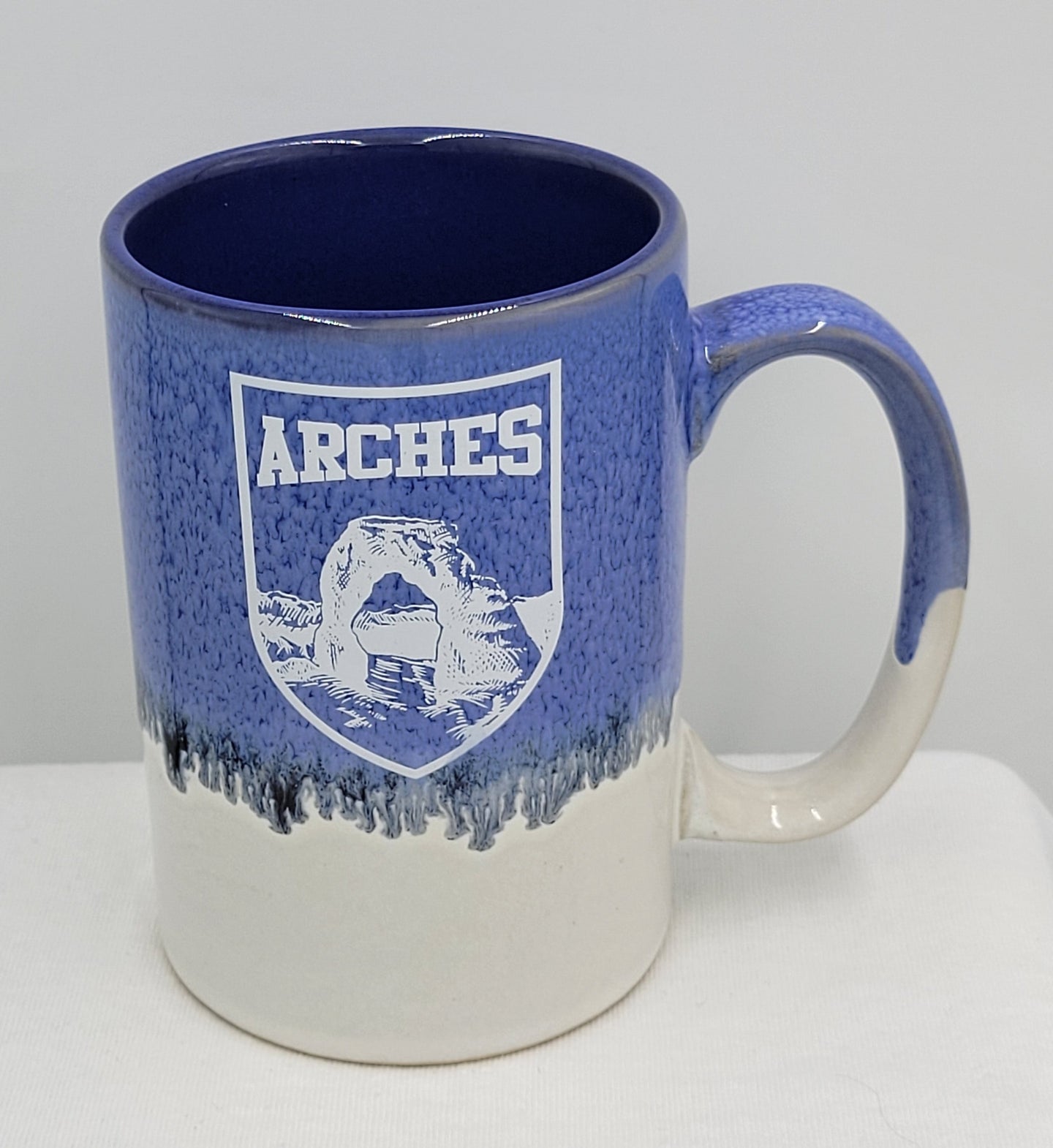Arches Two-Tone Mug